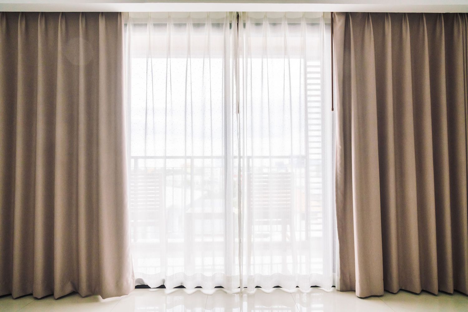 Curtains and Window Treatments Guide - How long should curtains be