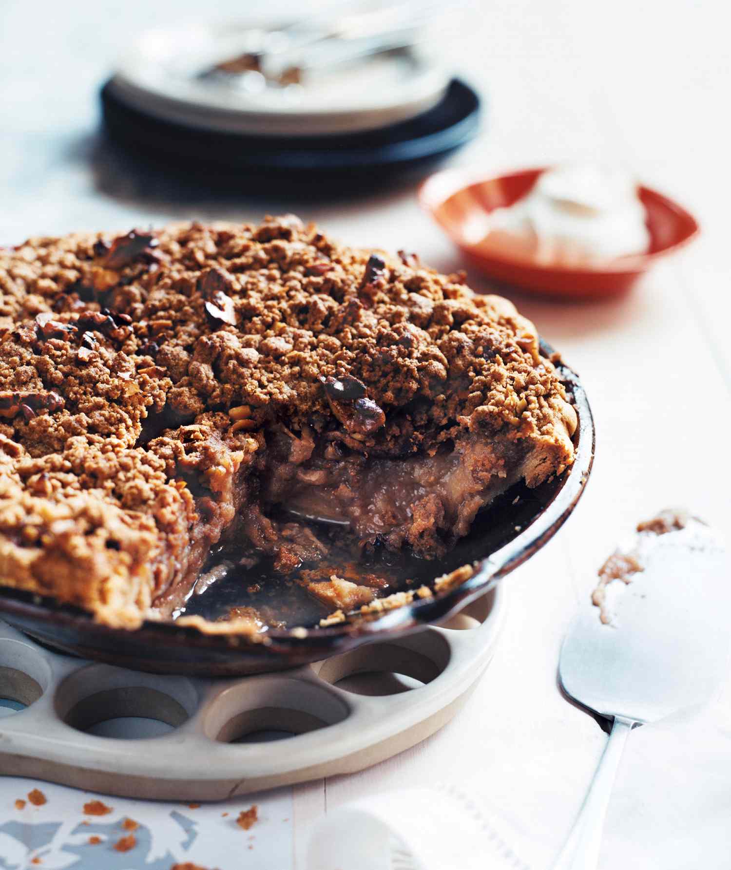 Apple and Pear Crumb Pie