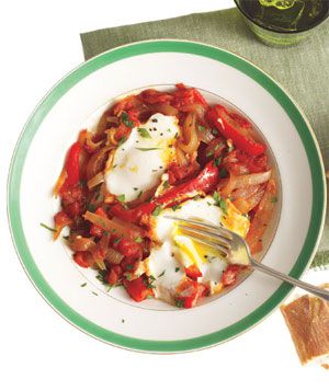 Skillet-Poached Eggs With Braised Peppers and Onions 