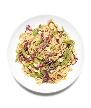 Peanut Noodles With Snap Peas and Cabbage 