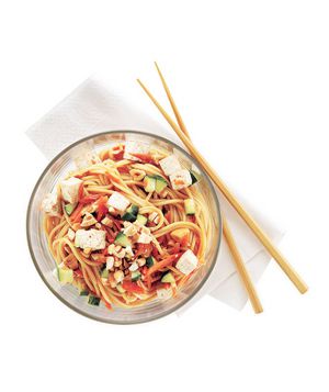 Cool Asian Noodles With Tofu and Cashews
