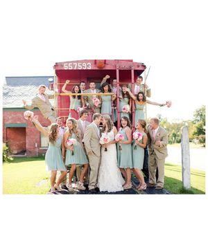 Bride and groom with entire wedding party