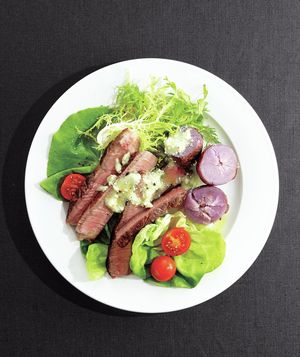 Steak Salad With Blue Cheese Butter 