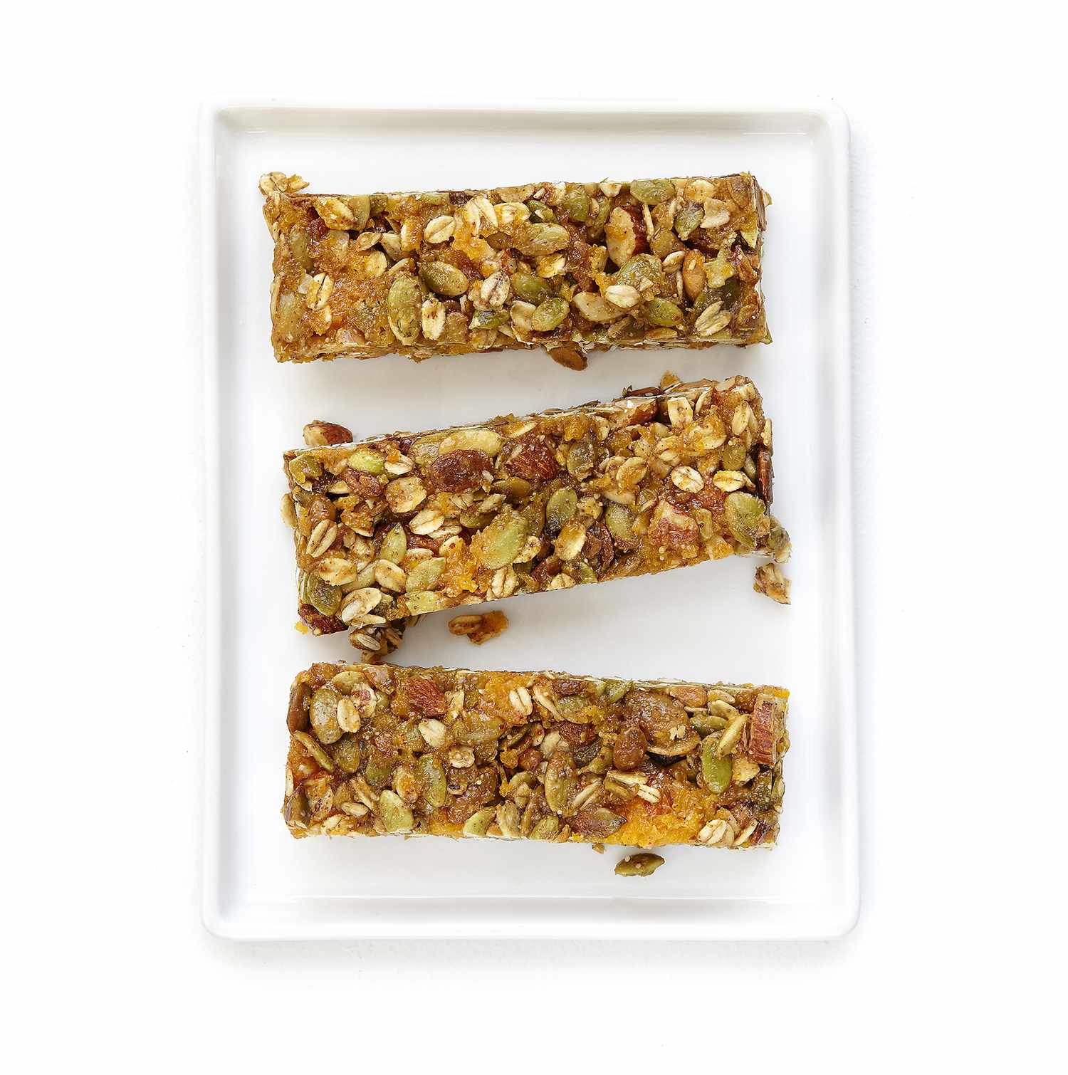 Granola Bars With Apricots, Oats and Almonds 