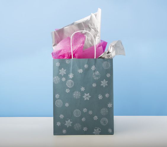 Christmas gift bag ideas, DIY gift bags – Snowflake Stamped Bag