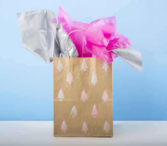 Christmas gift bag ideas, DIY gift bags – Homemade Tree Stamp