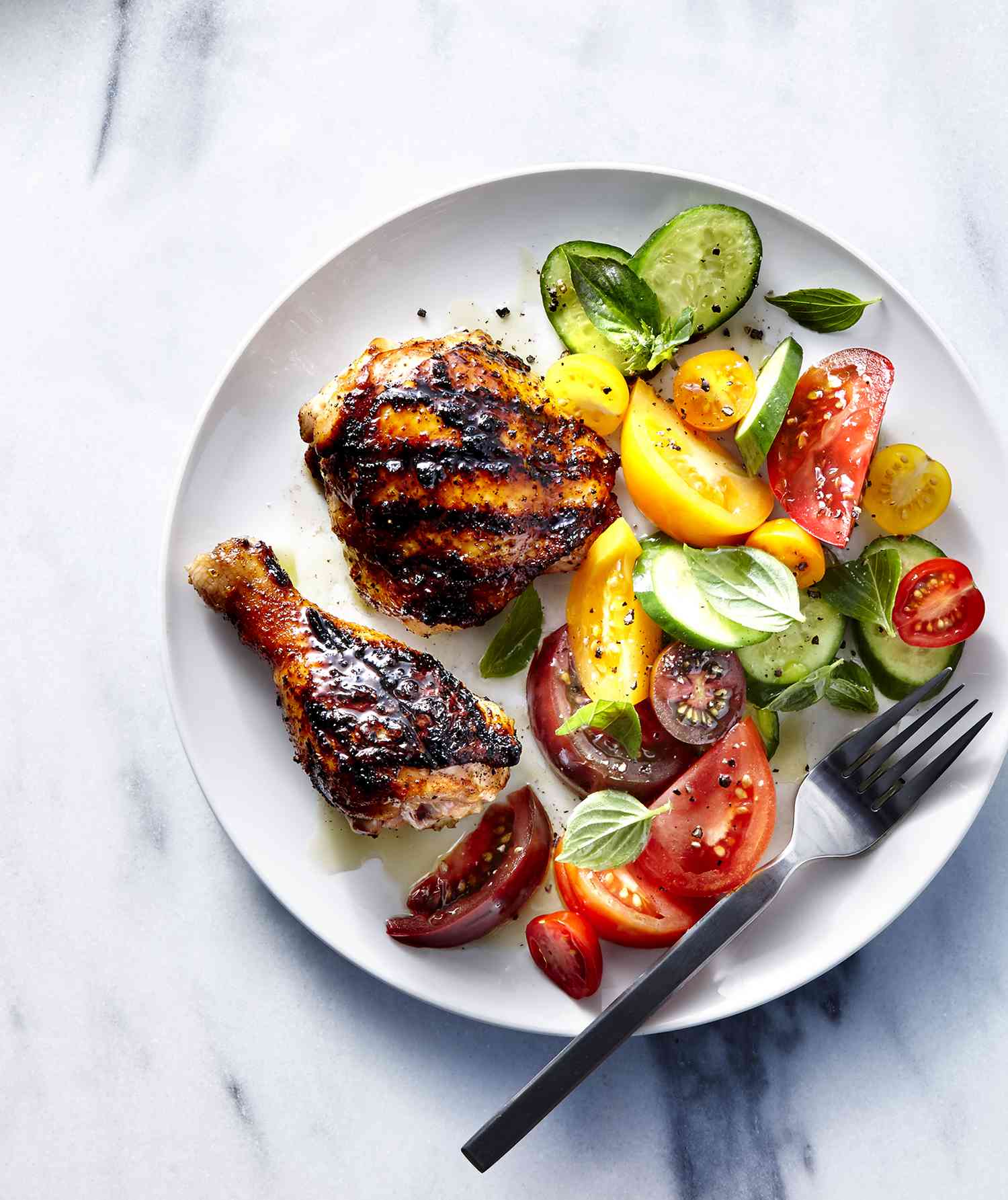 Grilled Chicken With Tomato-Cucumber Salad 
