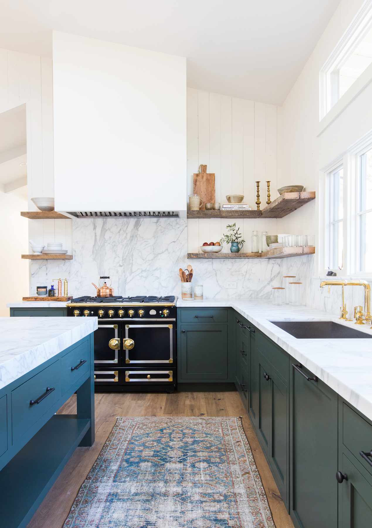 The Best Kitchen Paint Colors According To Interior Designers