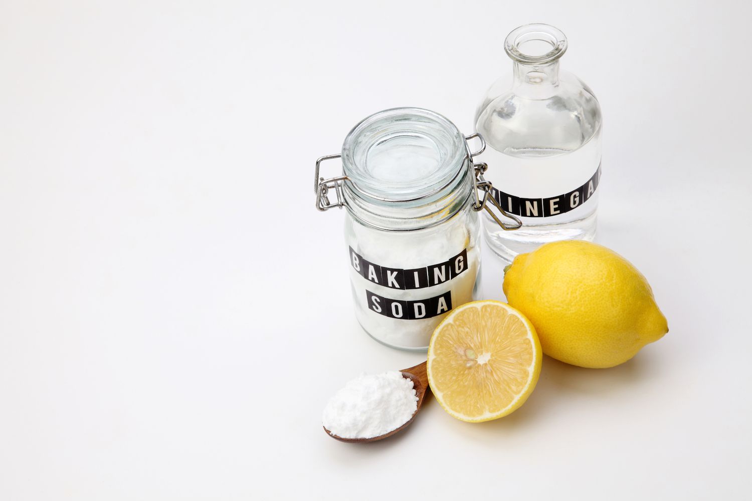 Natural Cleaners lemon, vinegar