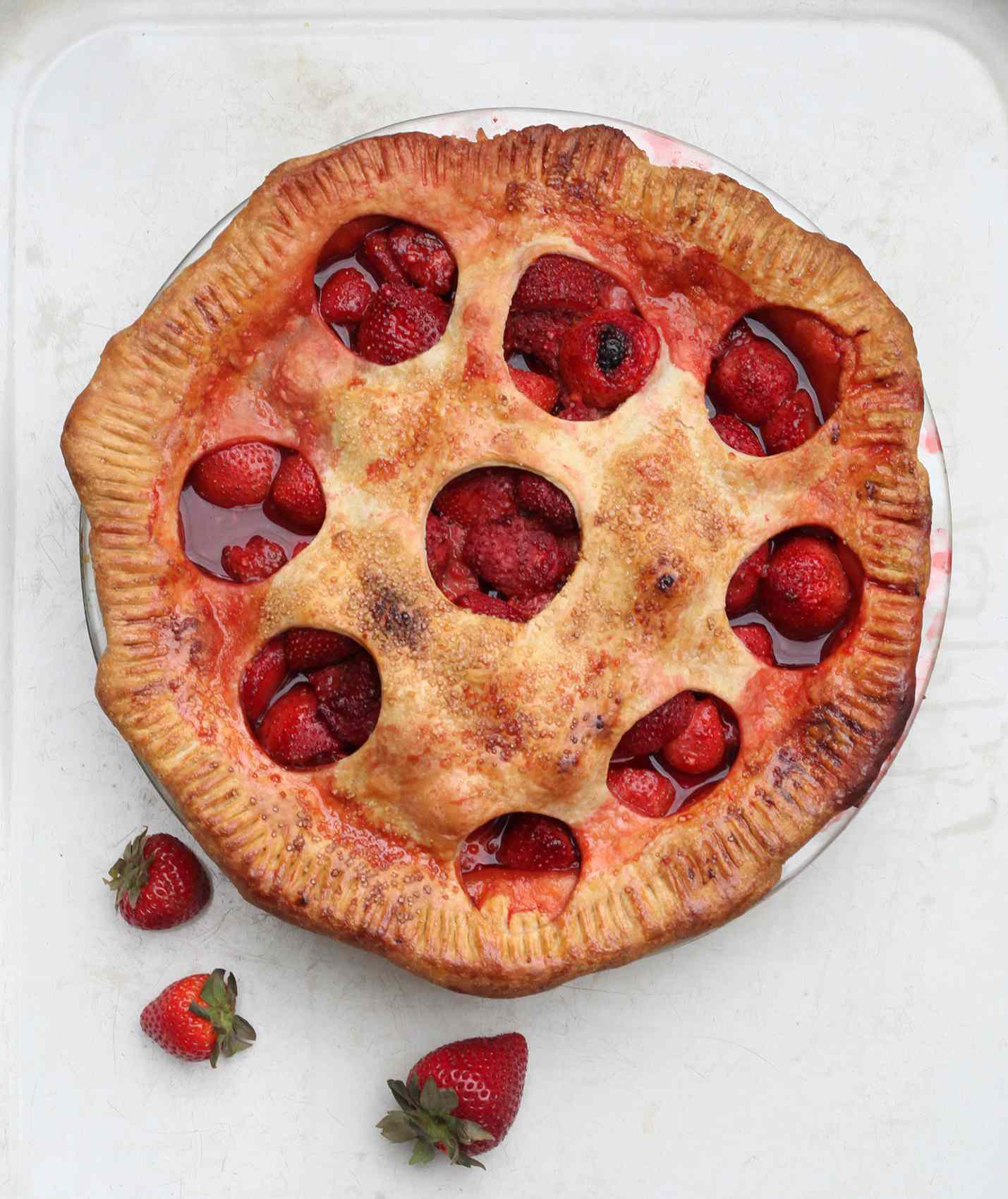 Old Fashioned Whole Strawberry Pie 