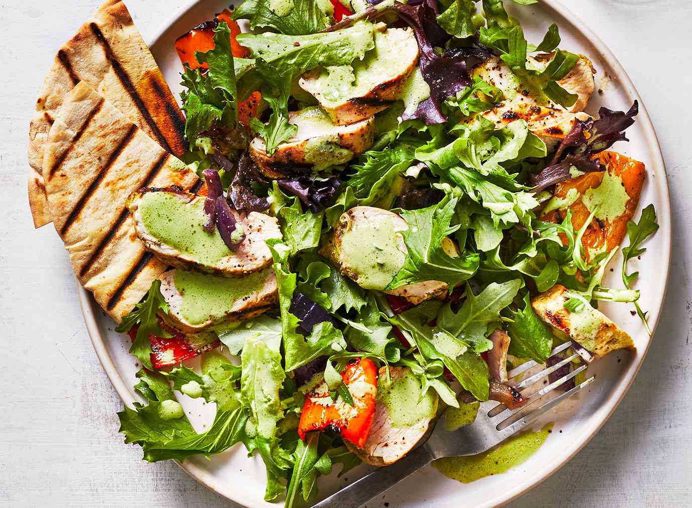 Easy chicken recipes - Grilled Chicken and Pepper Salad