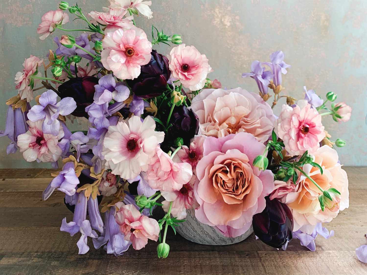 Black Florists and Plant Pros on Instagram, beautiful floral arrangement