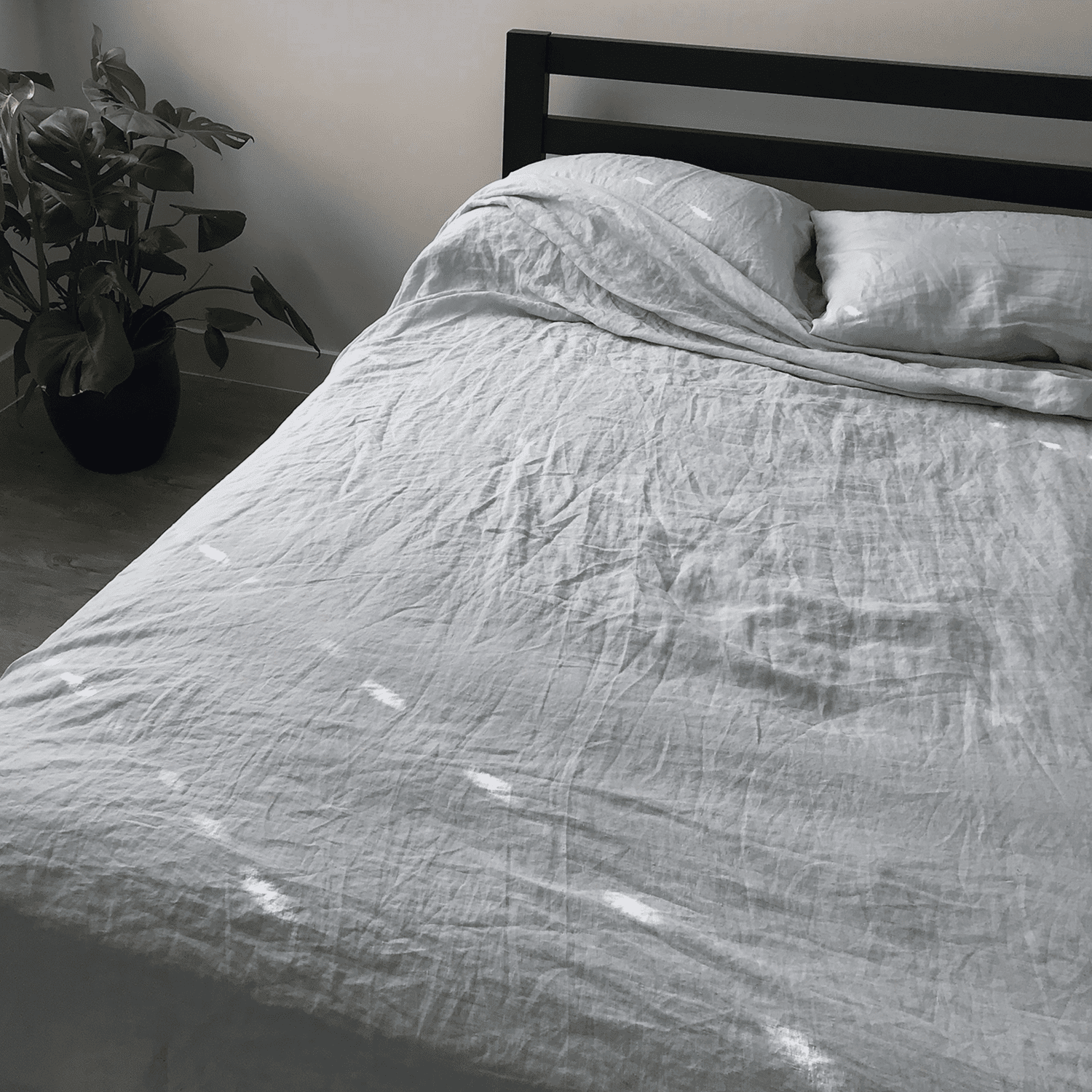 linen bed sheets
