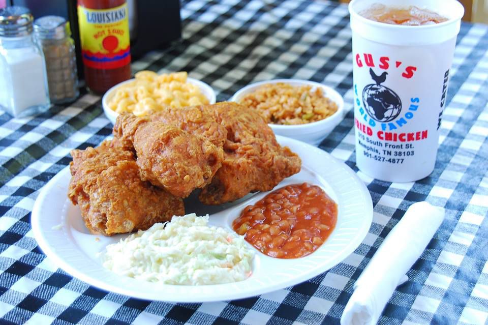 Gus&rsquo;s World Famous Hot & Spicy Fried Chicken