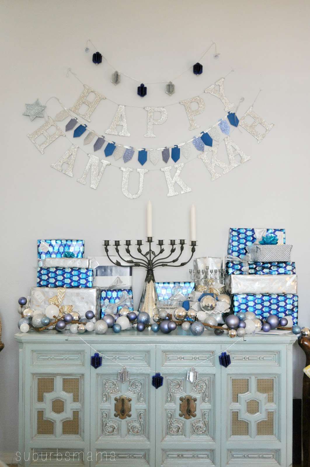 Hanukkah Gift Display