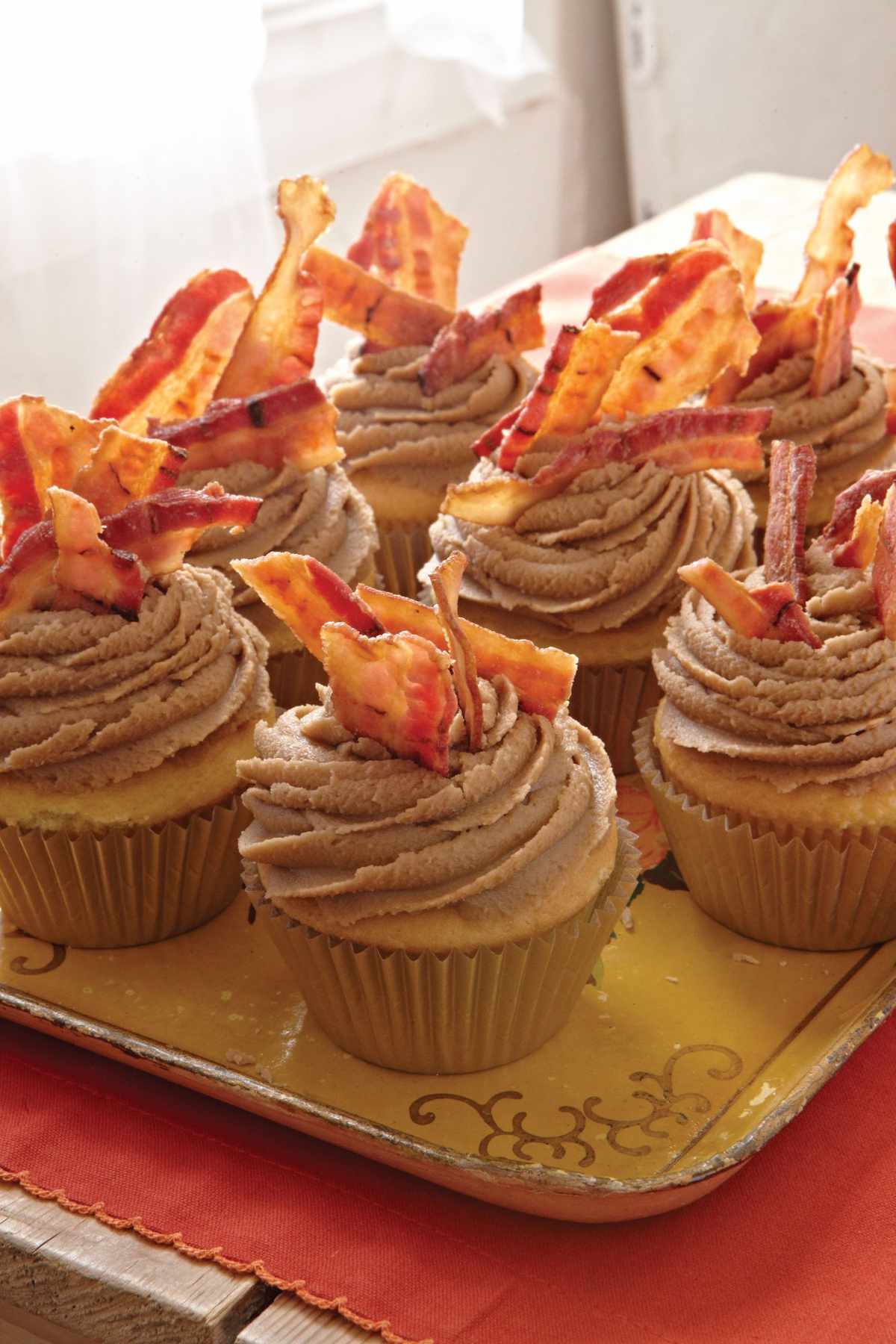 Maple Bacon Cupcakes