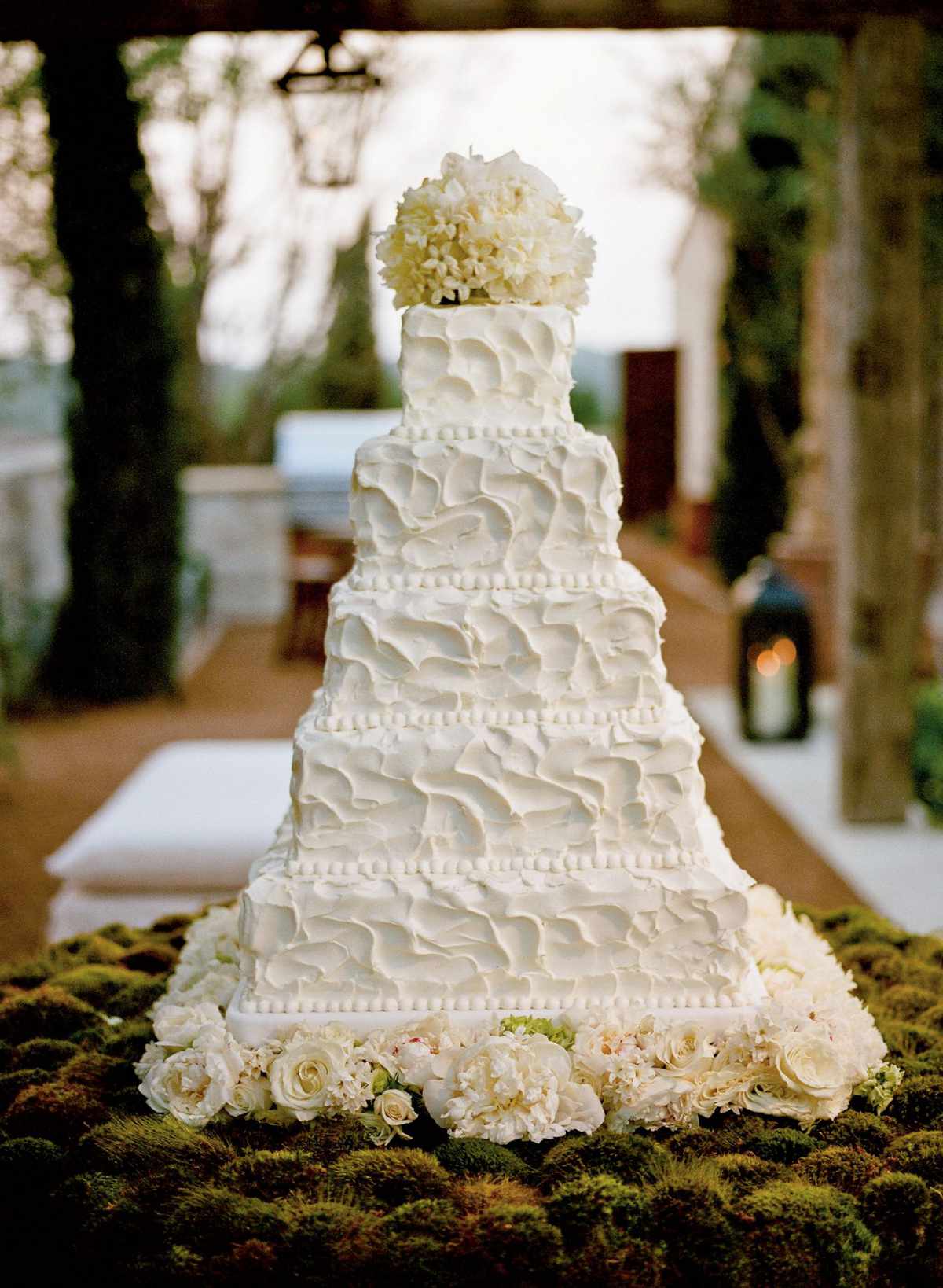 Natural Elegance Wedding Cake