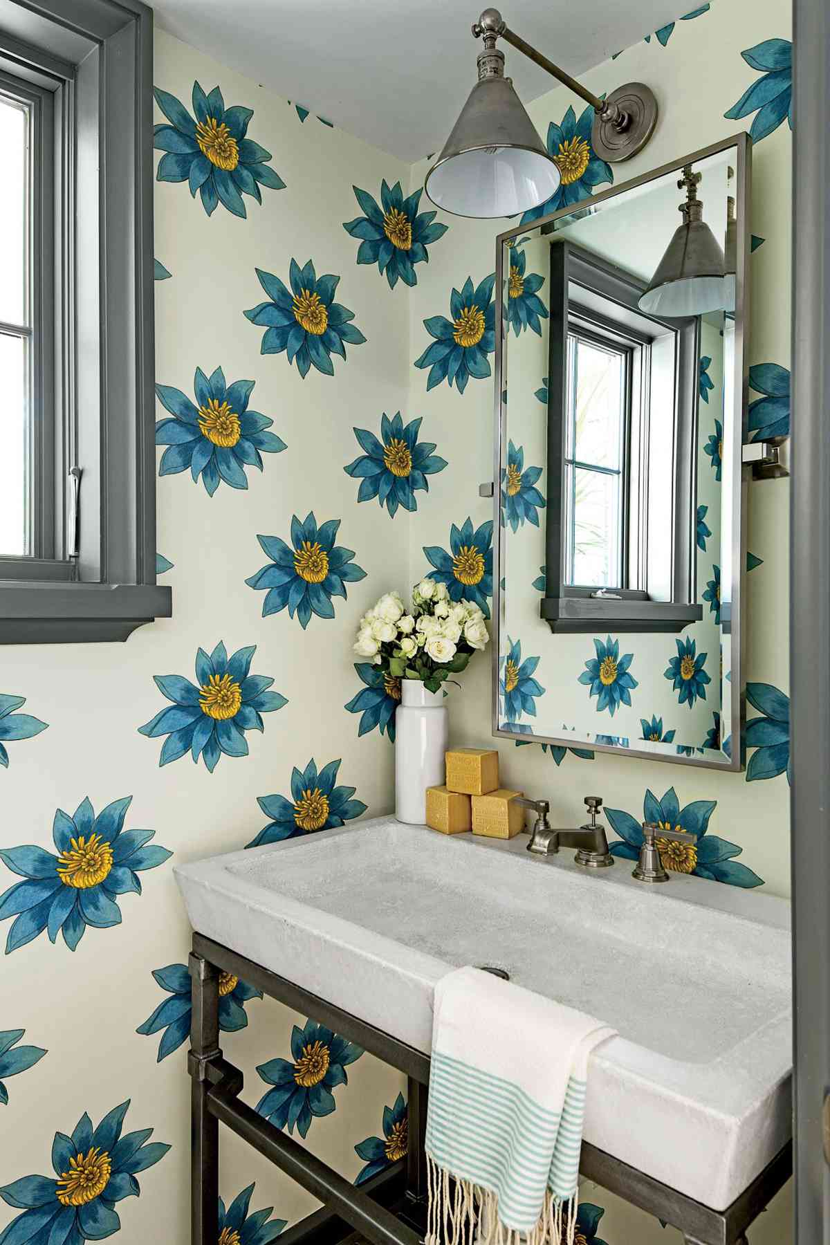 Side Rooms: The Powder Room