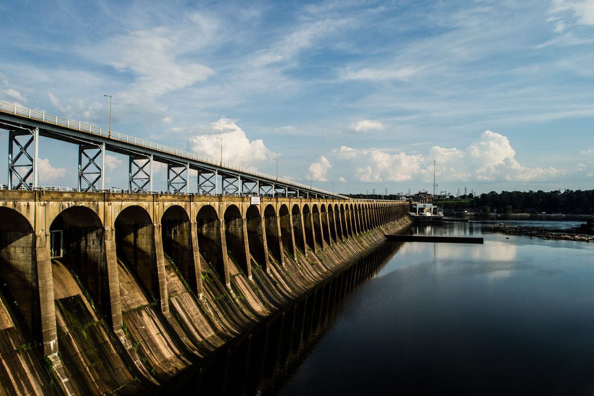 Wilson Dam and Lake. Florence, Alabama. Muscle Shoals.