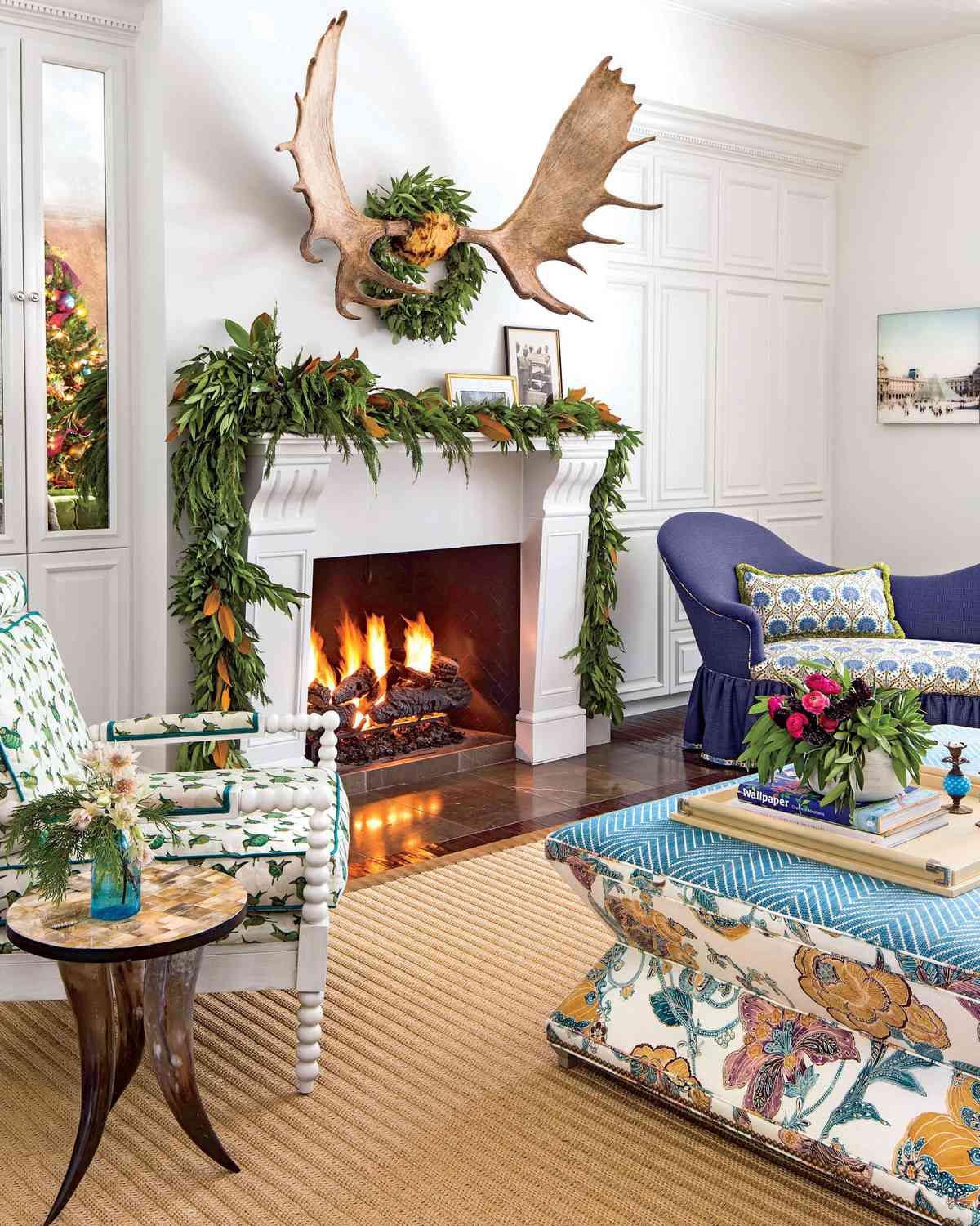Tilton Finwick Living Room Mantel for Christmas