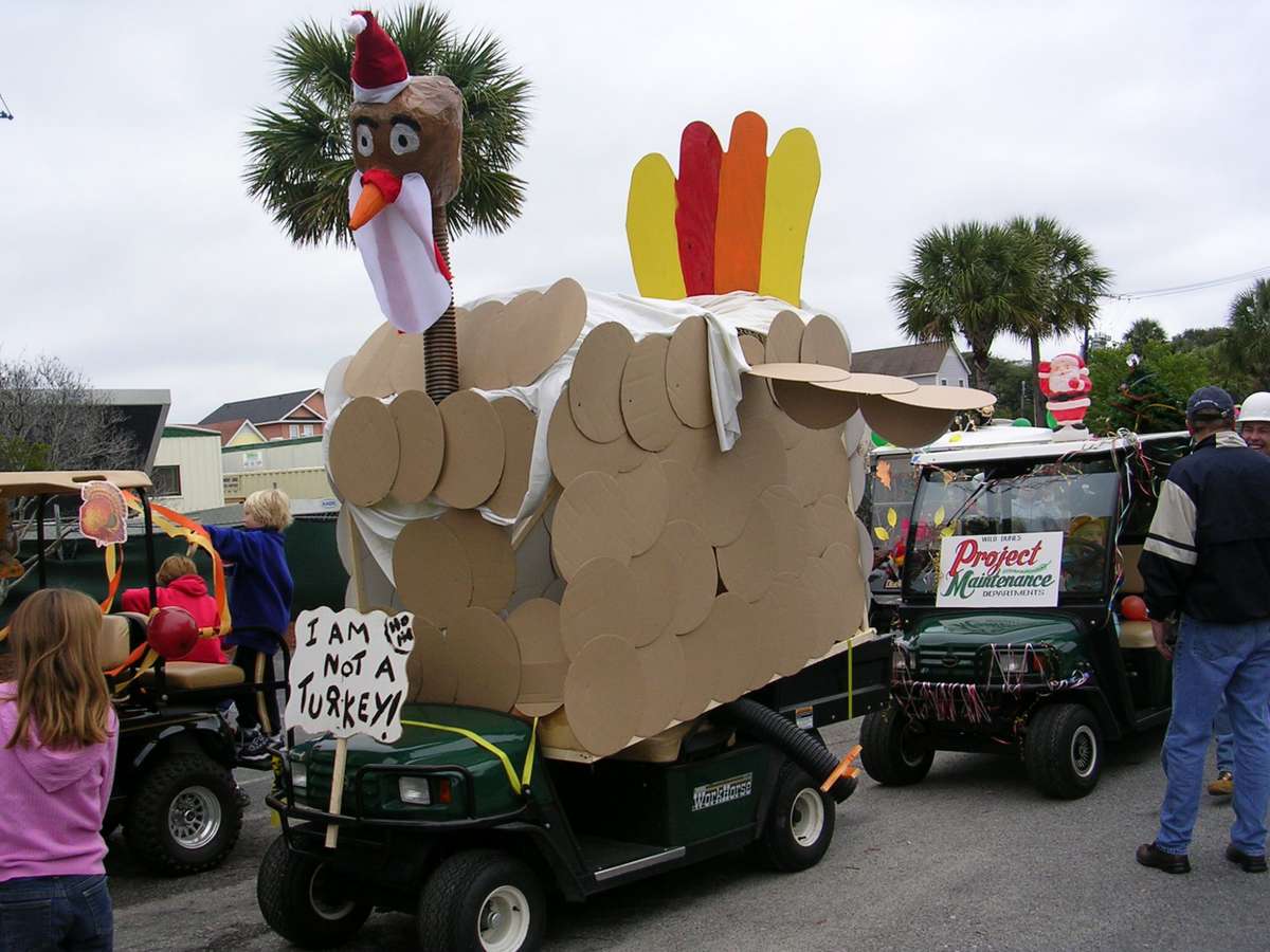 Charleston Wild Dunes Resort Thanksgiving Day Golf Cart Parade