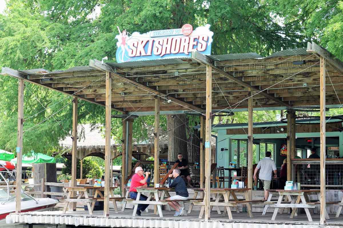 Ski Shores Café Austin