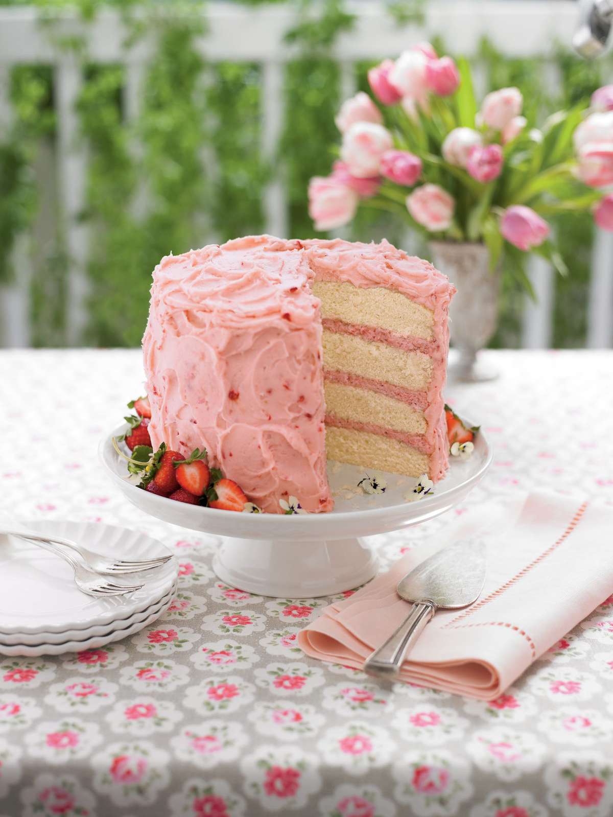 Download 10 Cakes To Serve At Your Grandmother S Next Birthday Party Southern Living