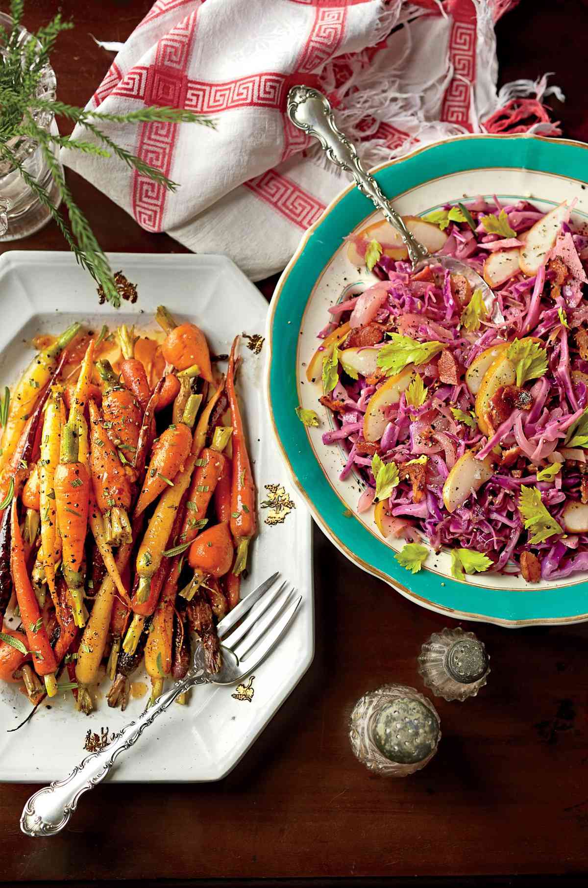 Christmas Dinner Vegetable Side Dish Ideas / 58 Christmas Side Dishes Your Family Will Love Southern Living - These side dishes perfectly complement your christmas roast, ham, or vegetarian dinner.