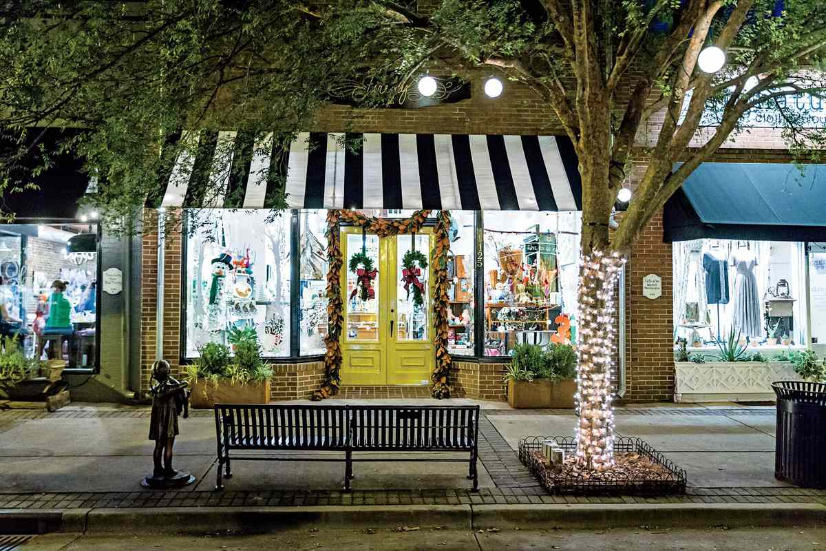 Firefly Shop Exterior in Thomasville, GA