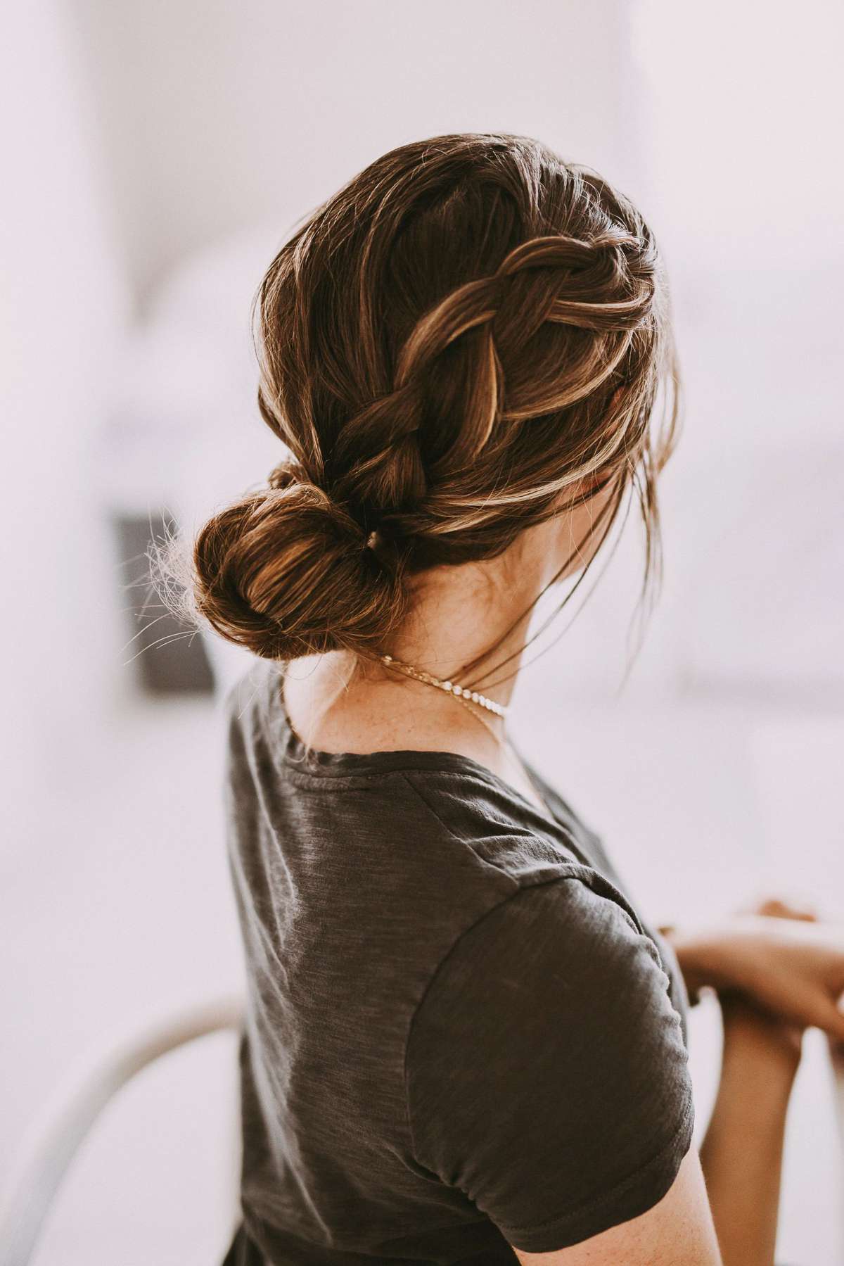 Messy Bun Hairstyles That Ll Still Have You Looking Polished