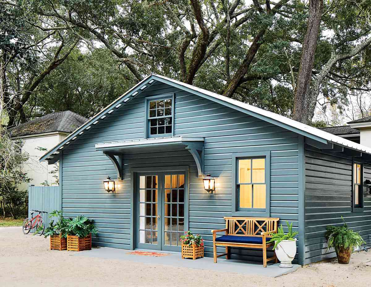 Ginny Stimpson Fairhope, AL Guesthouse Garage Makeover