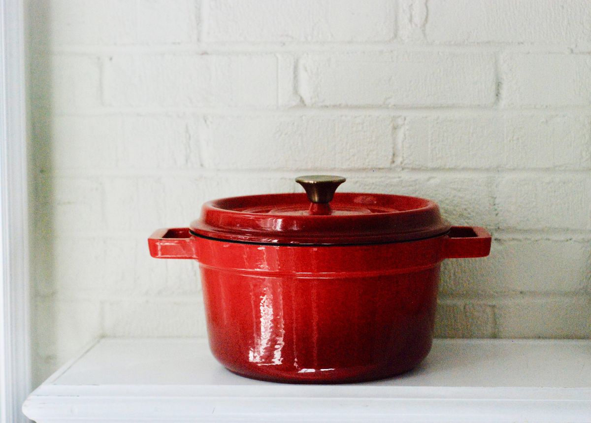 Red Dutch Oven Pot
