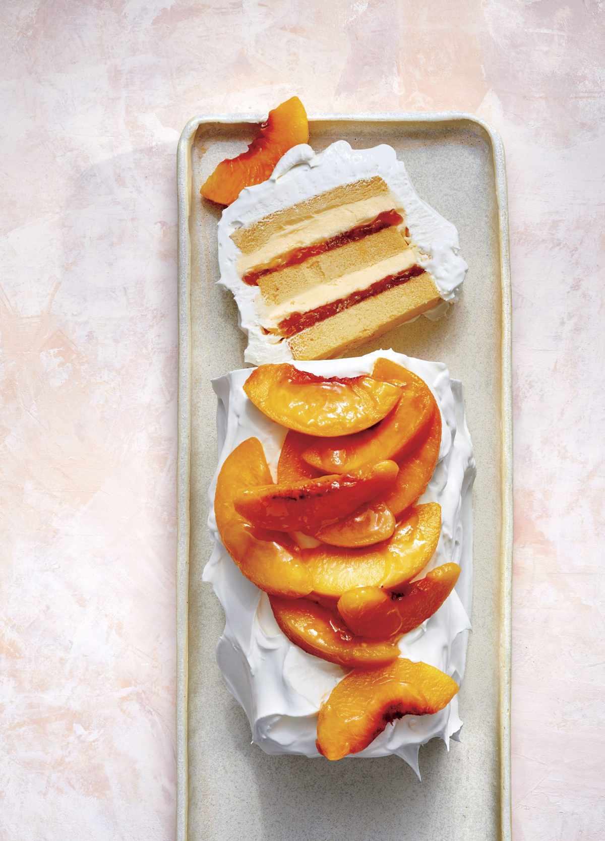 奶油桃子冰盒蛋糕