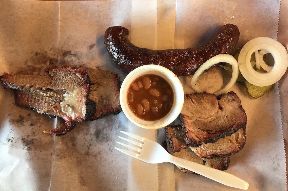 Snow's BBQ Tray with Cup of Free Beans
