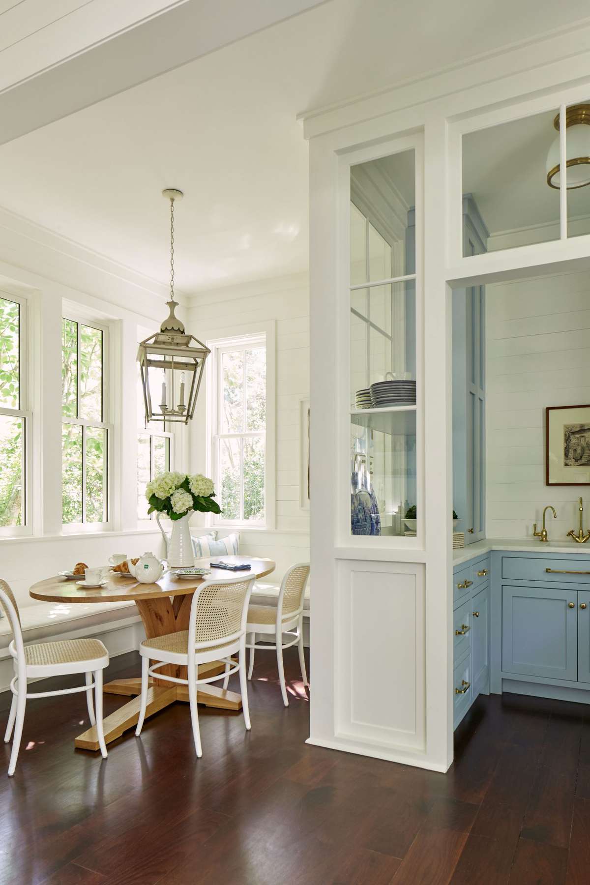 Julia Engel of Gal Meets Glam Charleston, SC Home Breakfast Nook and Buttler's Pantry in Blue and White Kitchen