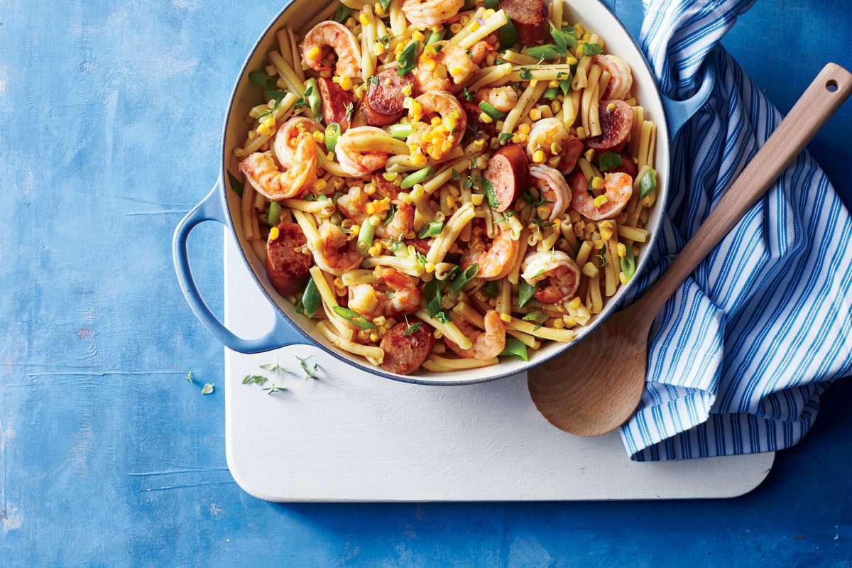 shrimp-boil-pasta