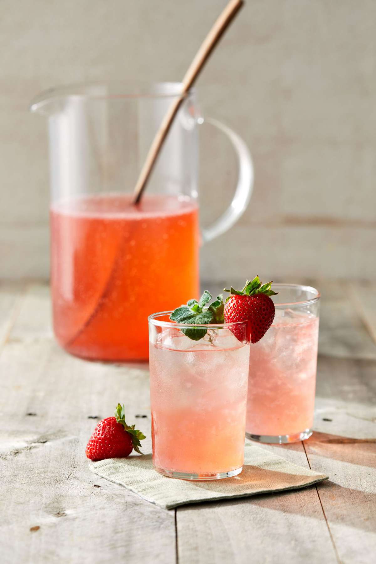 Strawberry-Mint Tea 