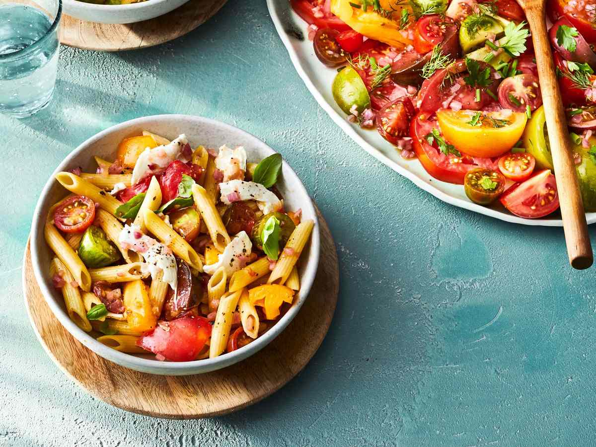 Pasta with Marinated Tomatoes