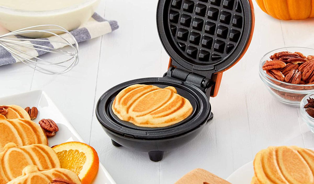 Pumpkin Dash Mini Waffle Maker