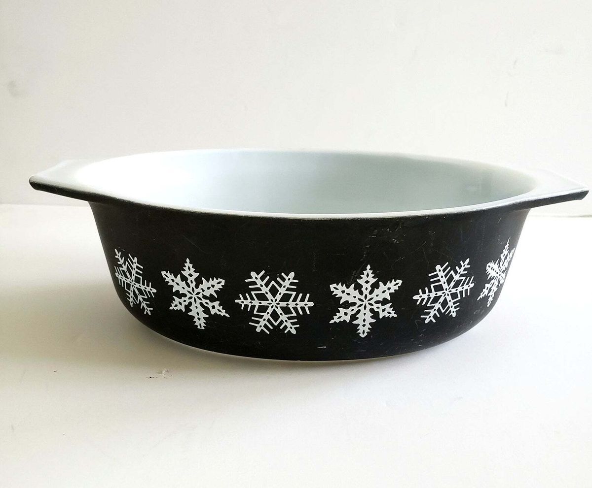 Vintage Snowflake Pyrex Dish