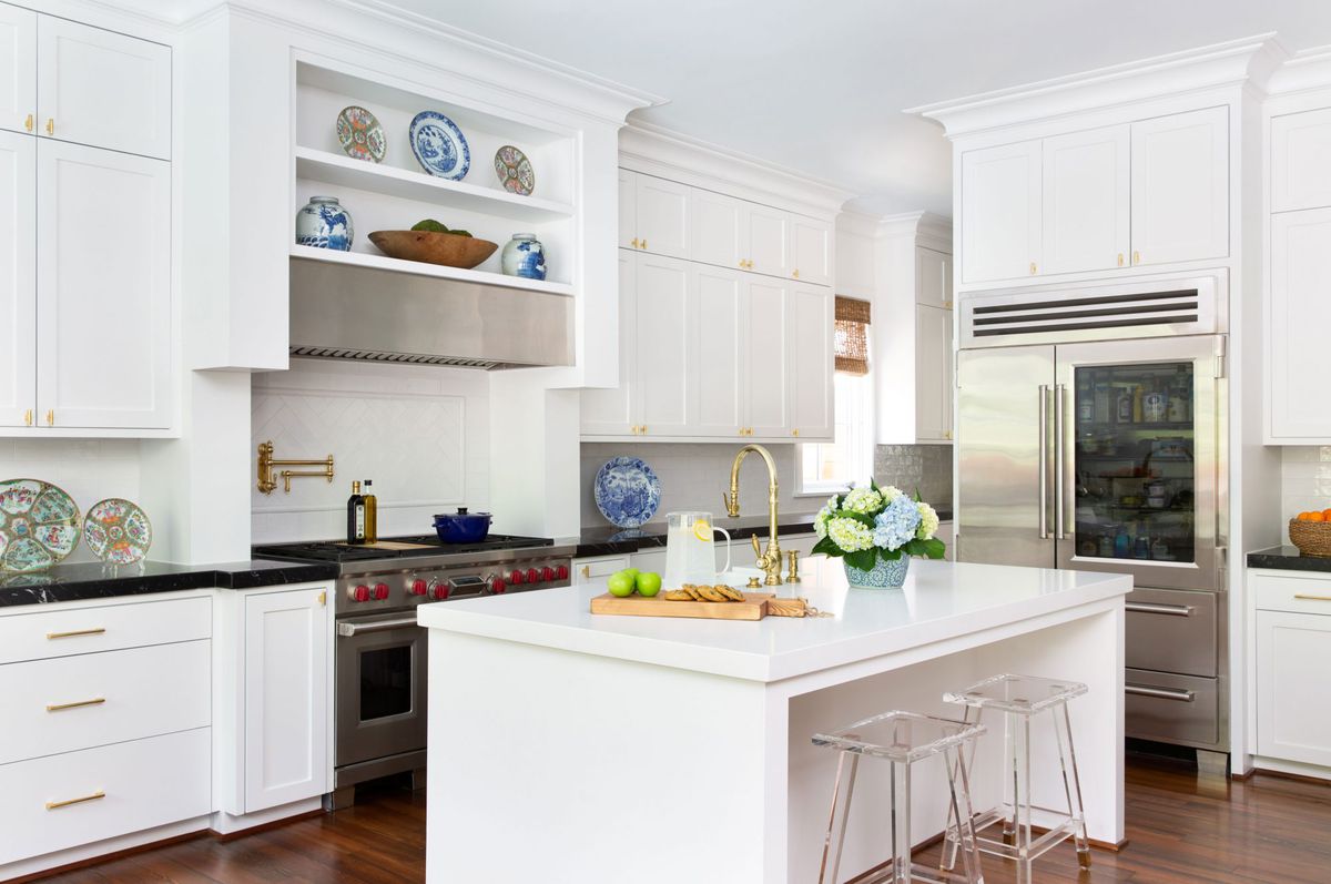 White Kitchen Painted Alabaster by Sherwin Williams