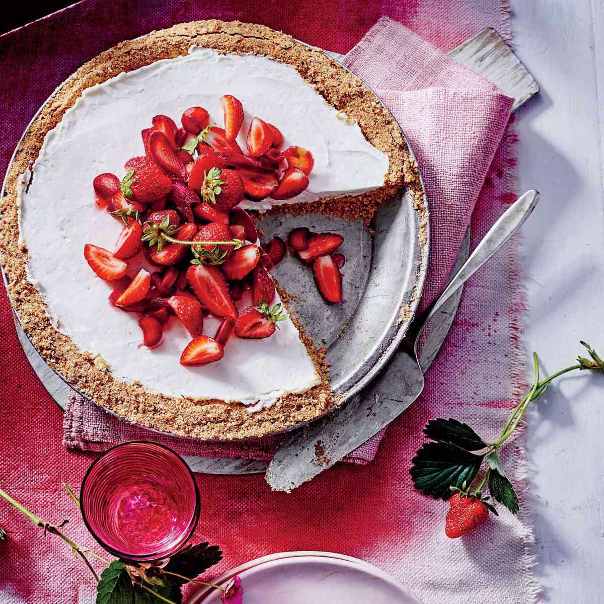 Strawberry-Rhubarb Pretzel Pie