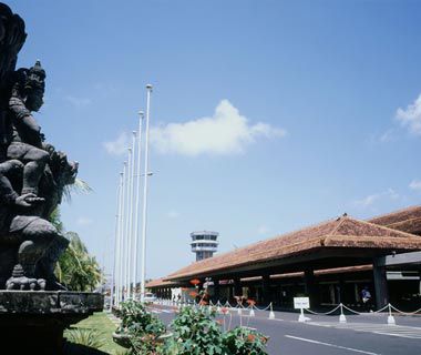 Ngurah Rai, Denpasar, Ba
