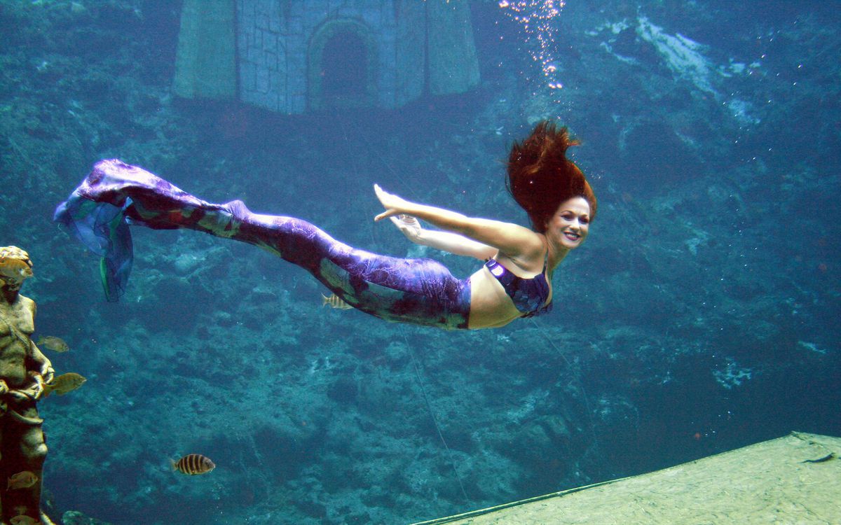 Great Spring Weekend Getaways: Watch Mermaids Swim in Weeki Wachee Springs, FL
