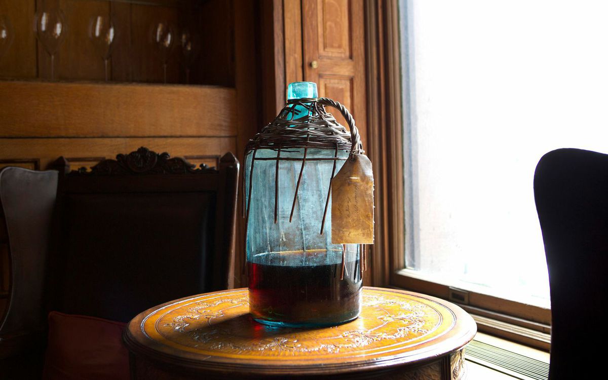 The Lavish Booze and Amazing Stories Inside NYC's Rare Spirits Salon