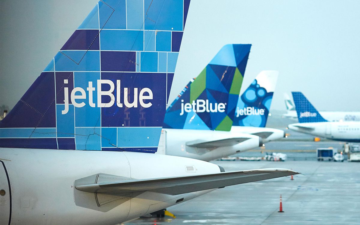 jetBlue airplanes