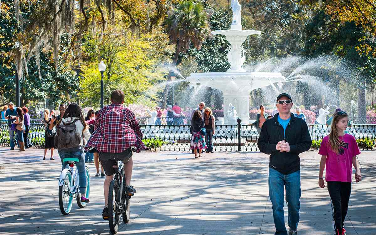 America's Best Cities for Fall Travel: Savannah, GA