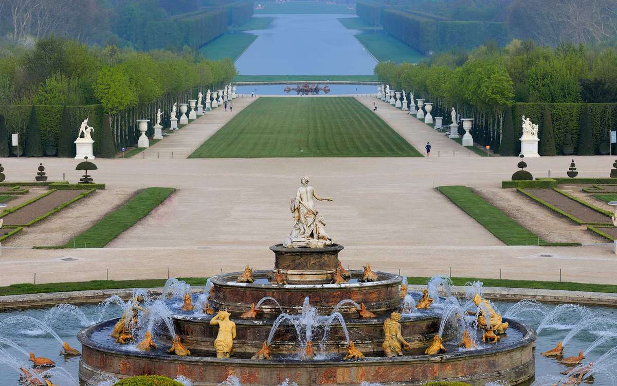 Europe's Most Picturesque Gardens: Gardens of Versailles