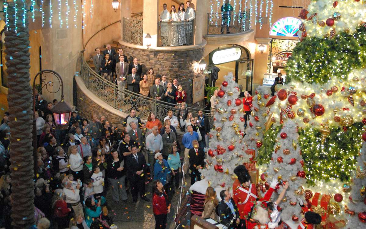 America's Best Towns for the Holidays: Atlantic City, NJ