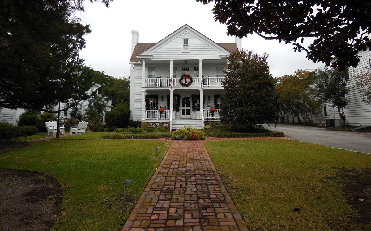 America's Best Towns for the Holidays: Beaufort, NC